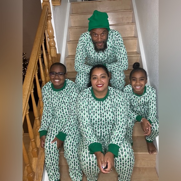 [Lot of 6 for $45] Family Holiday Pajamas 2-pcs Christmas 100% Cotton PJs-Green - Picture 5 of 5